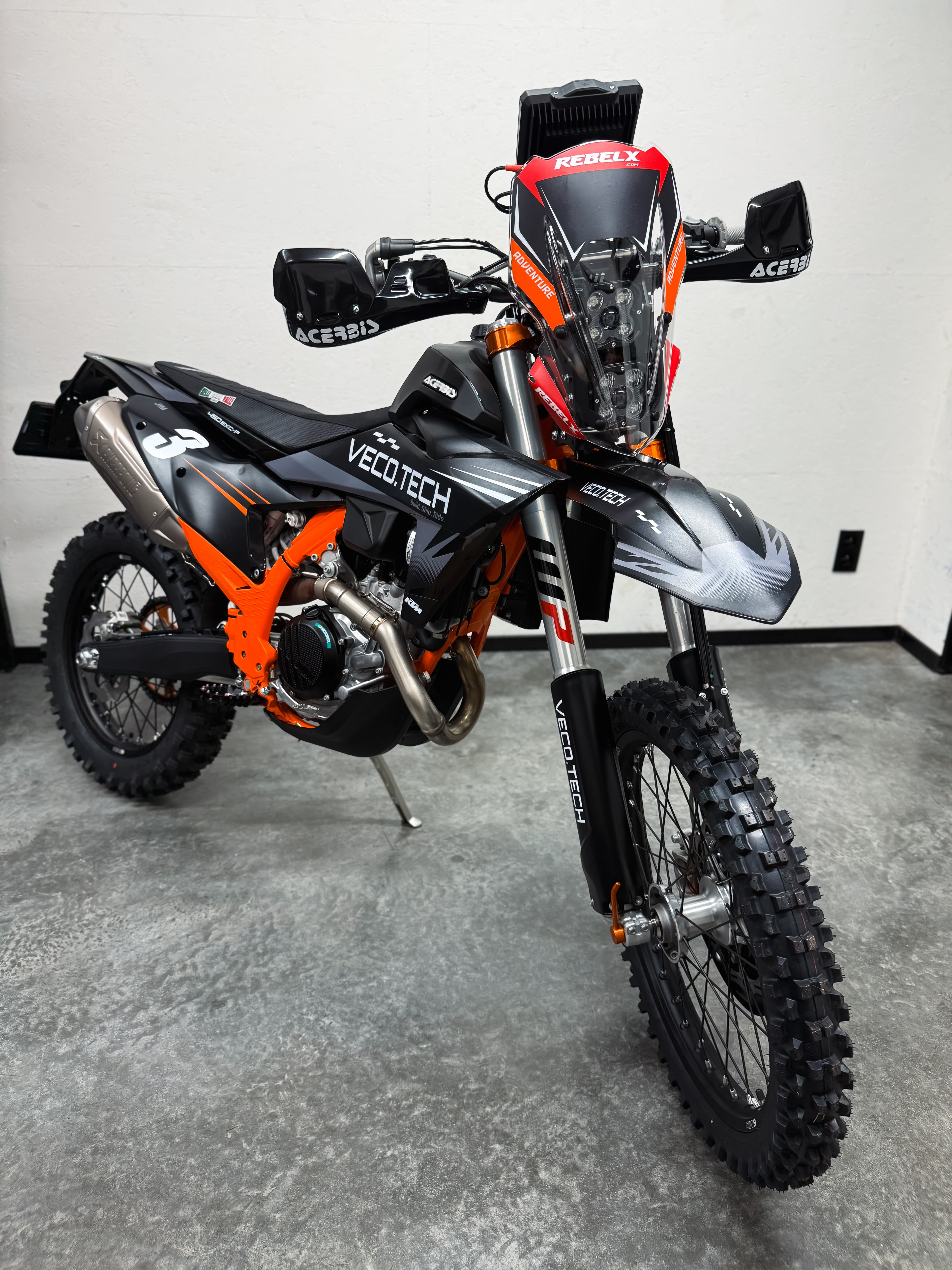 Vecotech-liveried KTM 450 EXC-F rally build