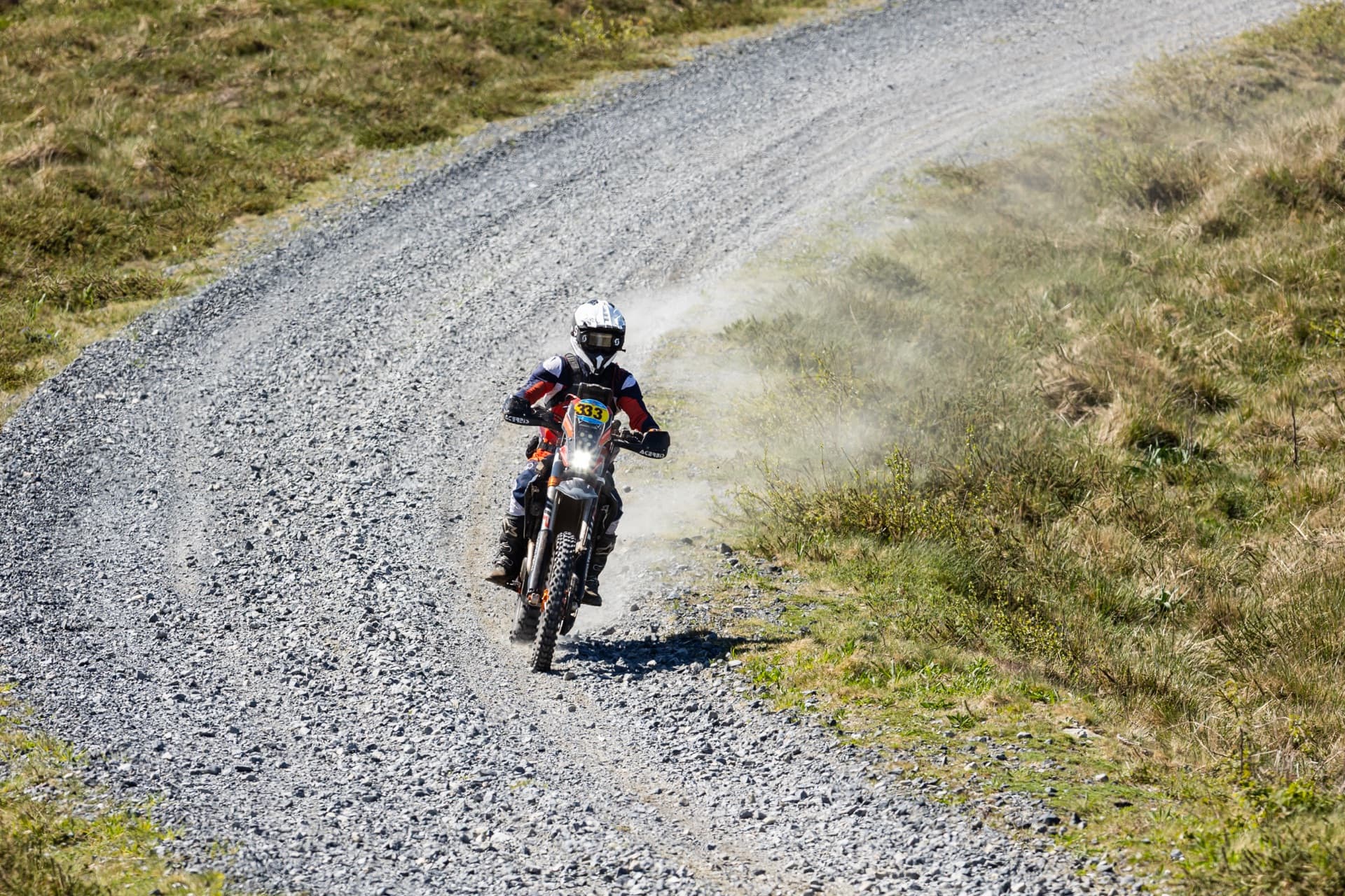 Enduro rally action — stage 6